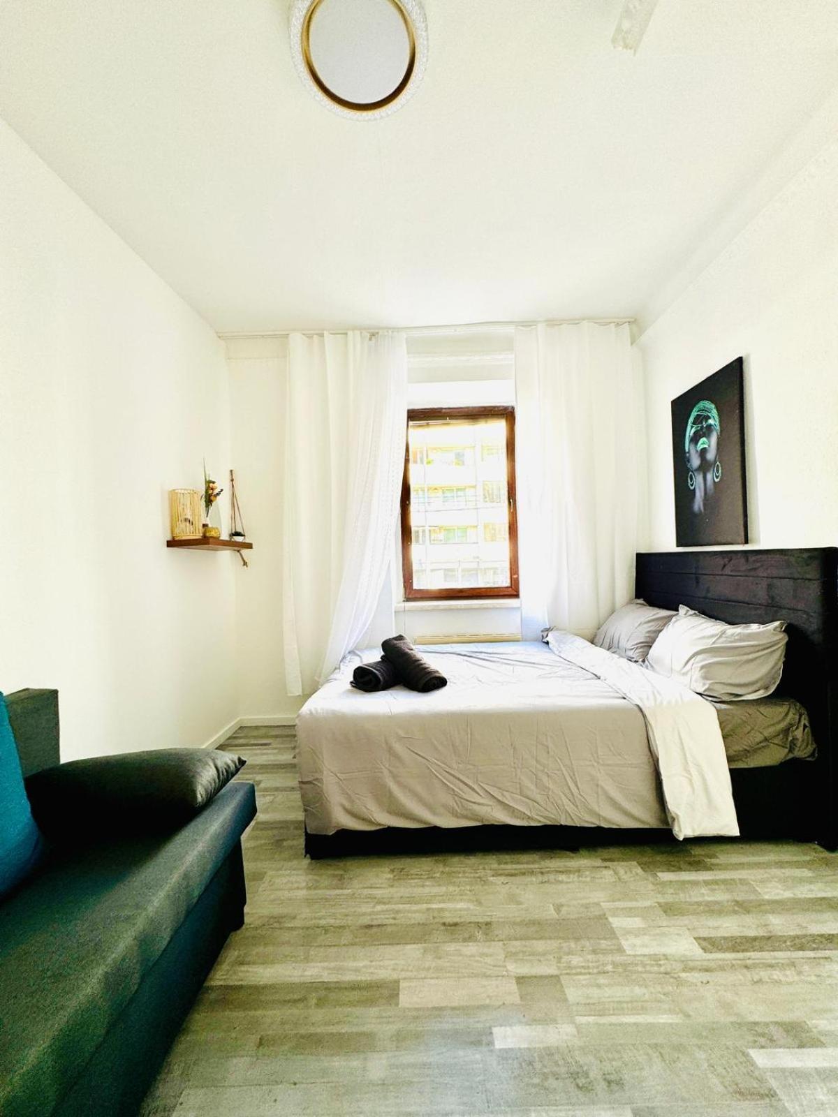 Very Spacious Apartment For Up To 7P With Great Location Viena Exterior foto